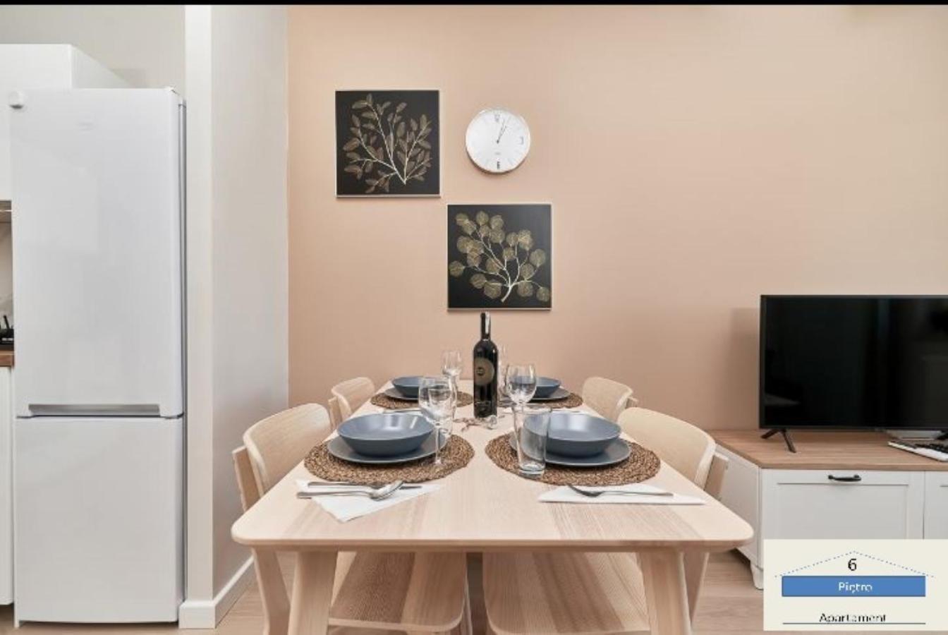 Szoste Pietro Apartment วรอตซวาฟ ภายนอก รูปภาพ